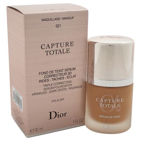 Capture Totale Triple correcting serum foundation 